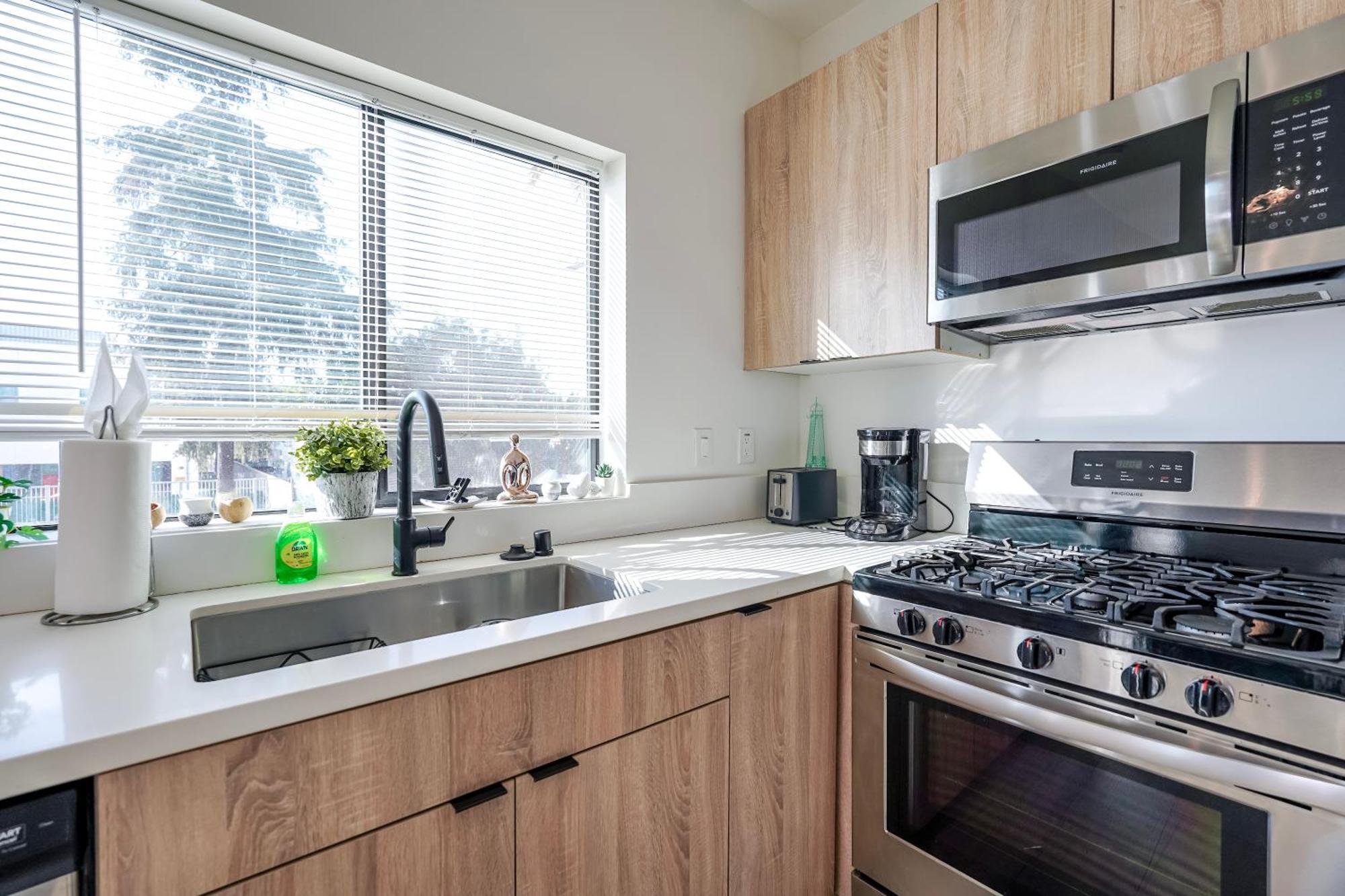 Appartement Hollywood Famous Townhome With Pvt Rooftop Scenic Views Los Angeles